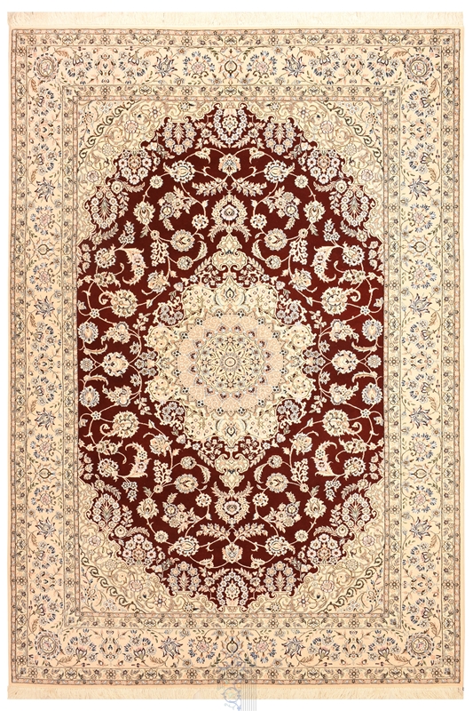 تصویر فرش دستباف نایین ۶متری ۹لا پشم و ابریشم طرح لچک ترنج لاکی